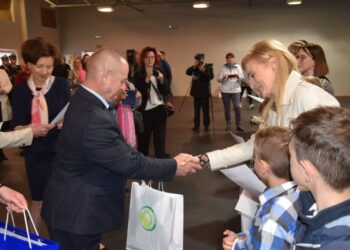 Bogu na chwałę, ludziom na ratunek!