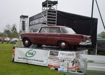 Deszczowe święto miłośników motoryzacji