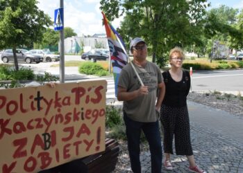 Protesty w reakcji na śmierć 33-letniej kobiety