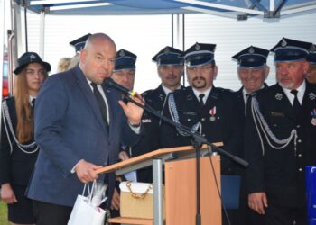 Jubileusz w strugach deszczu