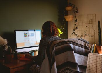 Idea ergonomii i jej zastosowanie w pracy biurowej