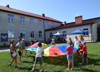 Integracyjne pożegnanie wakacji z książką