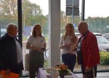 Samorządowcy, księża i mundurowi w sportowej rywalizacji