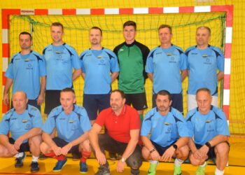 Samorządowcy, księża i mundurowi w sportowej rywalizacji