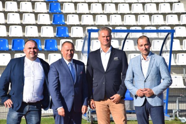 Polacy zmierzą się z Niemcami na krotoszyńskim stadionie
