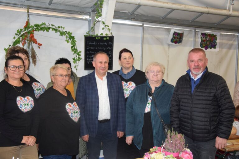 Biesiadowanie i wieczorne tańce