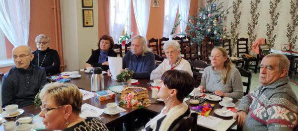 Seniorzy spotkali się z policjantami