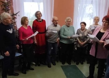 Dzień Babci i Dziadka w koźmińskim klubie seniora