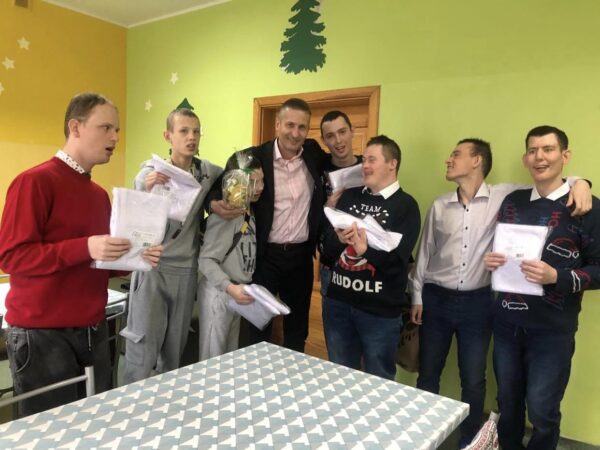 Niespodzianka dla chłopców z DPS-u