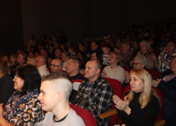 Wspaniały spektakl w wykonaniu młodzieży
