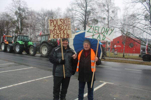 Ciągniki przeciw biurokracji