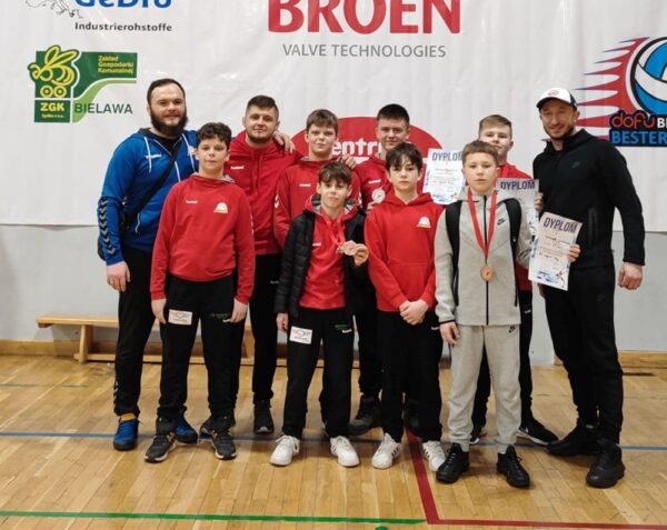 Nasi siedem razy na podium