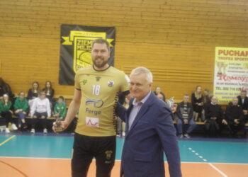 W złocie im do twarzy