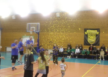 W złocie im do twarzy