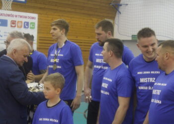 W złocie im do twarzy