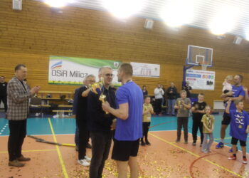 W złocie im do twarzy