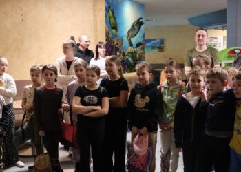 Rodzinne zawody na basenie