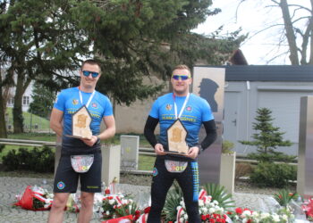 W hołdzie bohaterom