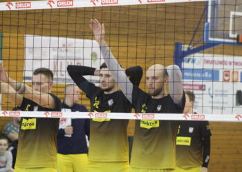 W złocie im do twarzy