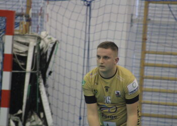 W złocie im do twarzy