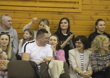 W złocie im do twarzy