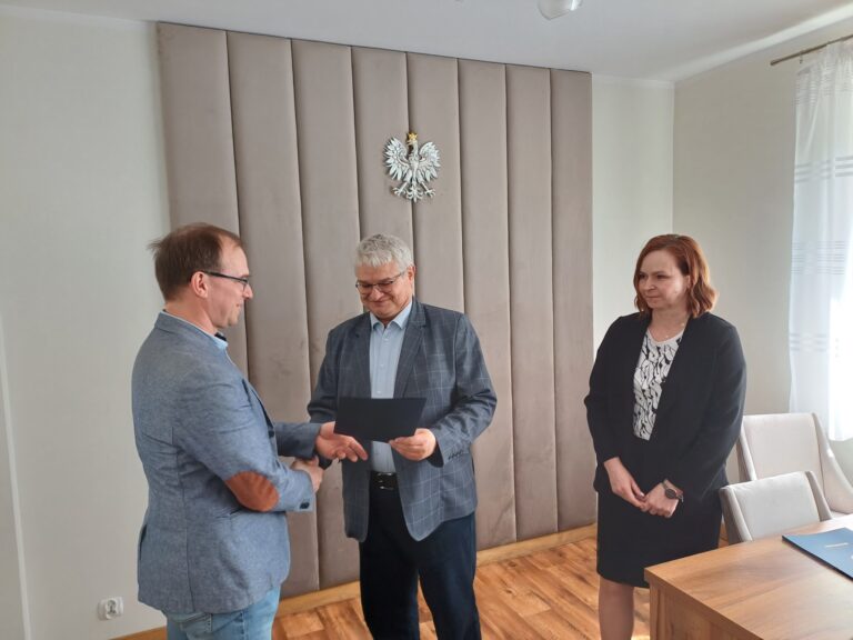 Wójt i Radni otrzymali zaświadczenia