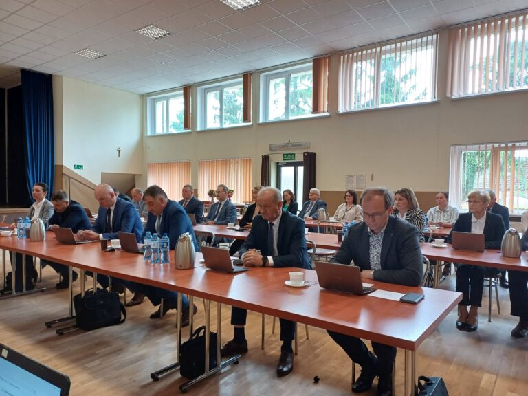 Obradowali w nowym składzie