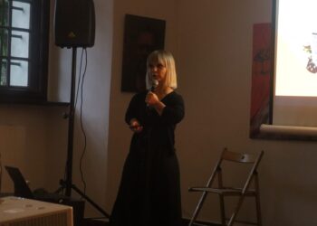 Fascynująca wyprawa oczami małej blondyneczki