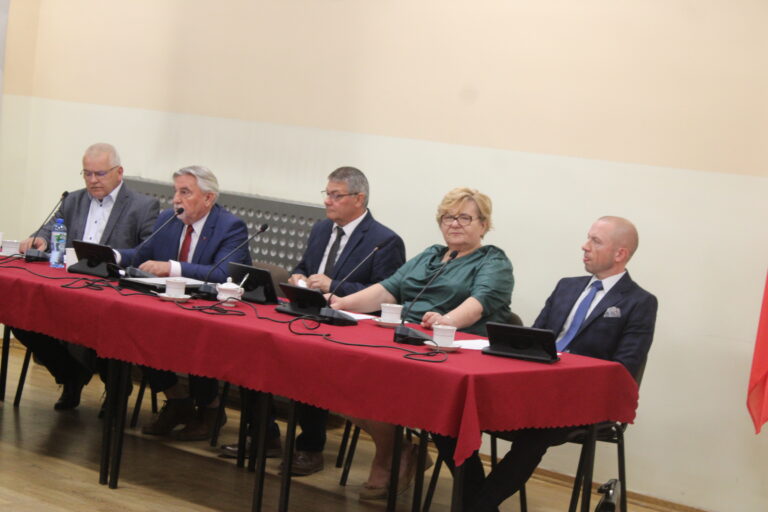 Skład komisji przedmiotem dyskusji