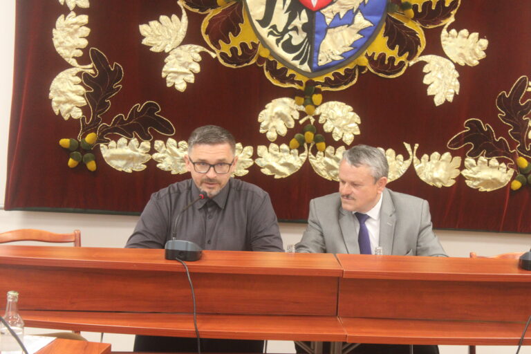 Ustalili składy komisji i ich władze