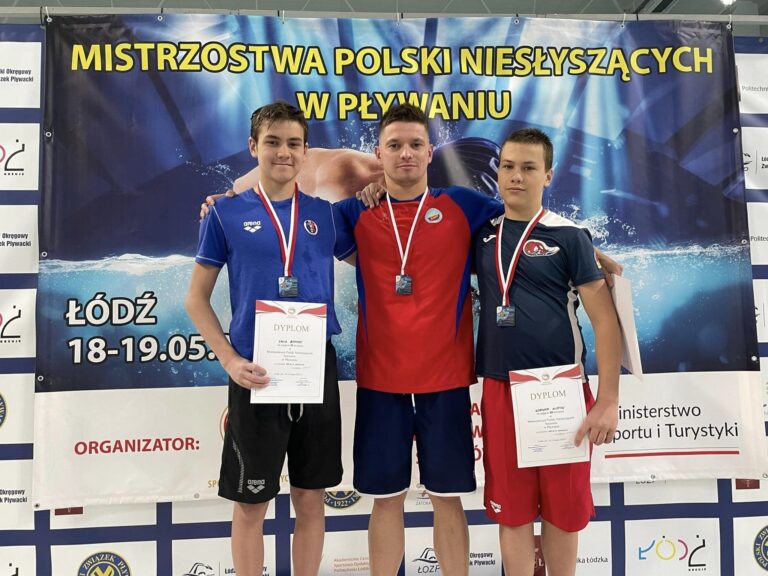 Przywiózł wór medali z Łodzi