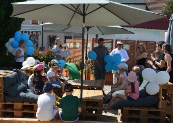 Strefa relaksu na koźmińskim Rynku