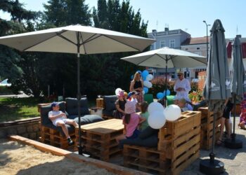 Strefa relaksu na koźmińskim Rynku