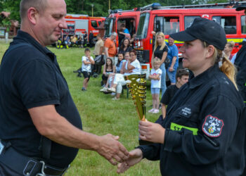 STRAŻACY KONKUROWALI W KROŚNICACH