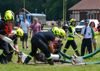 STRAŻACY KONKUROWALI W KROŚNICACH