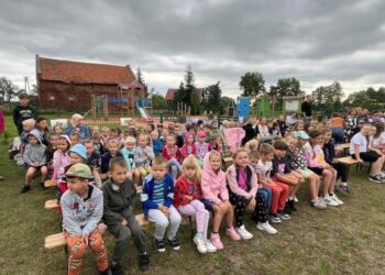 II Rocznica nadania szkole imienia Wandy Rutkiewicz