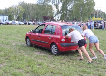 Dołącz! Pomóż! Uratuj!