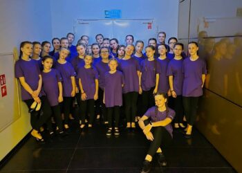 Musical z udziałem chóru Izydroki