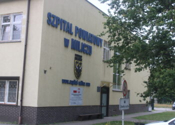 Debata o losach milickiego szpitala