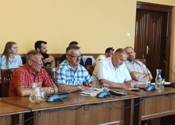 Burzliwa dyskusja nad odwołaniem skarbnika