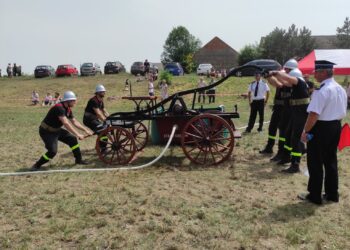 Zawody sikawek konnych