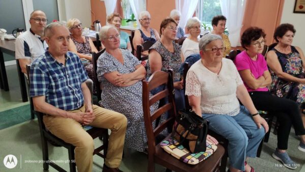Spotkanie seniorów z trychologiem