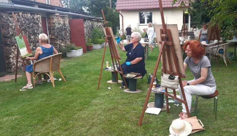 Malarska magia w ogrodach