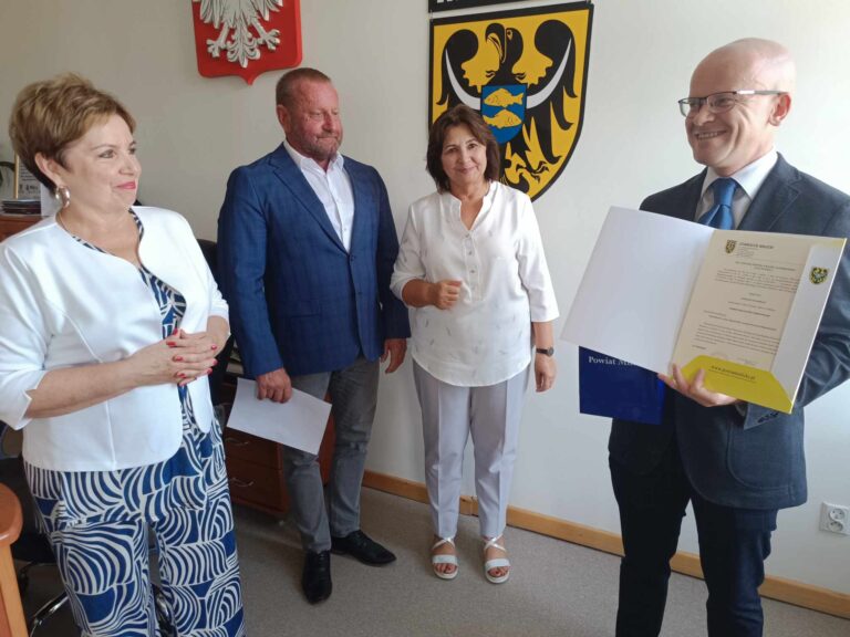 Nauczyciele otrzymali awans zawodowy