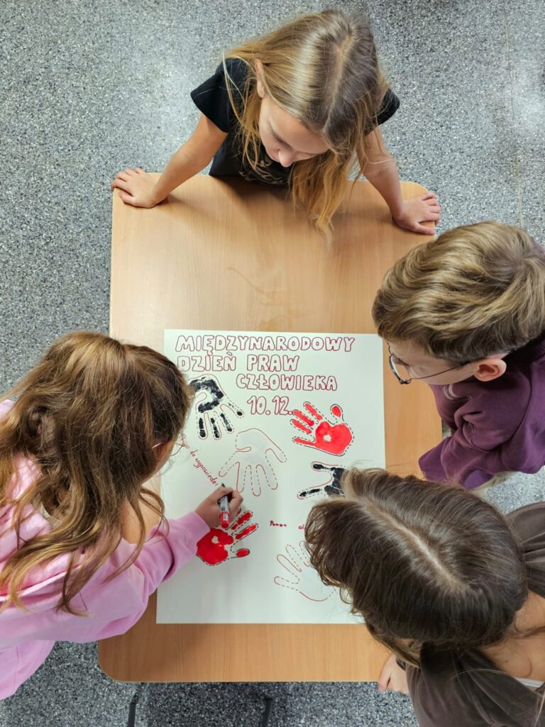 Dzień Praw Człowieka w Szkole Podstawowej w Dunkowej