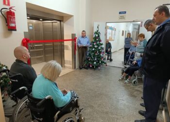 Nowoczesna winda w DPS w Krośnicach