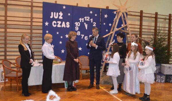 Pomoc dla chorych dzieci od uczniów Jedynki