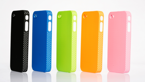 Przegląd etui na smartfon. Jakie rozwiązania oferują znani producenci?