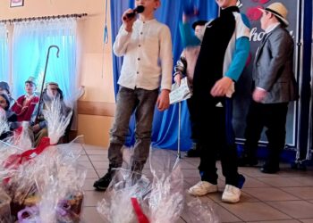 Święto babci i dziadka w Szkole Podstawowej w Zalesiu Małym