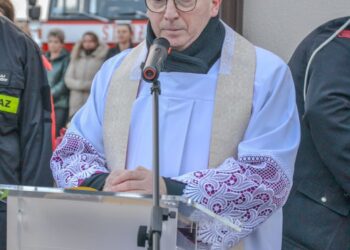 Uroczyste przywitanie nowego wozu ratowniczo-gaśniczego w Smolicach